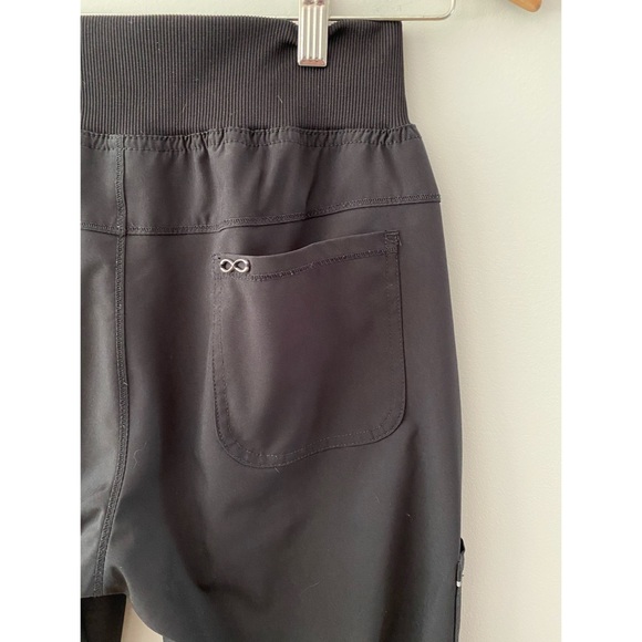 Cherokee Infinity Jogger Scrubs - Picture 5 of 5